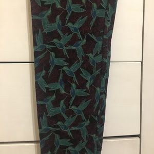 OS Lularoe Hummingbird Leggings